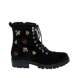 NWT BETSEY JOHNSON Women's Bugsy Velvet Lace-up Boots